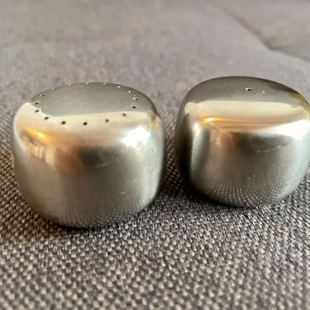 Pebbles2