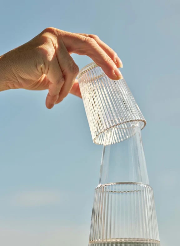 Pilastro - Botella con vaso5