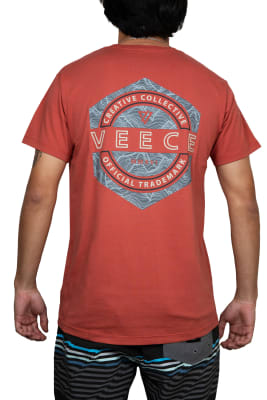 INSIGNIA TEE
