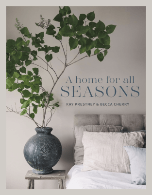 LIBRO A HOME FOR ALL SEASONS