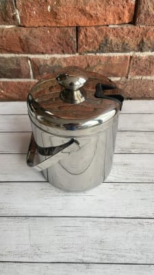 HIELERA ACERO 1,3 LT