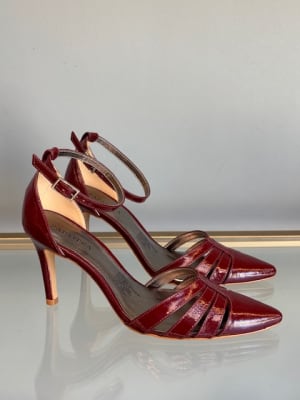 FW26 2050586 BURDEO