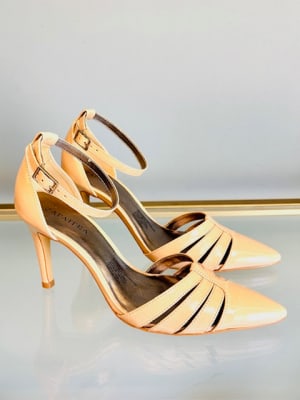 FW26 2050586 NUDE