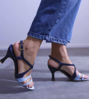 SS25 24211-AZUL