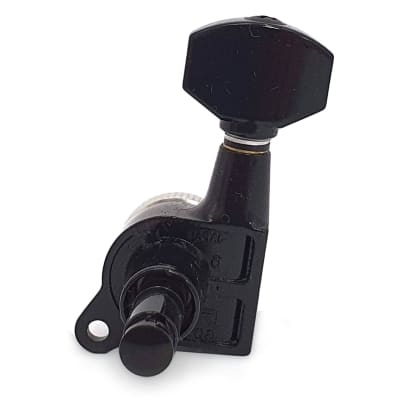 Clavija con Locking MGT 1L Black SG381-07