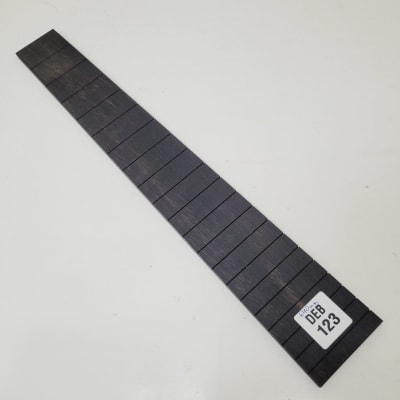 Diapason Ranurado REF: DEB-123 de Ebano para Guitarra Clasica Escala 640mm