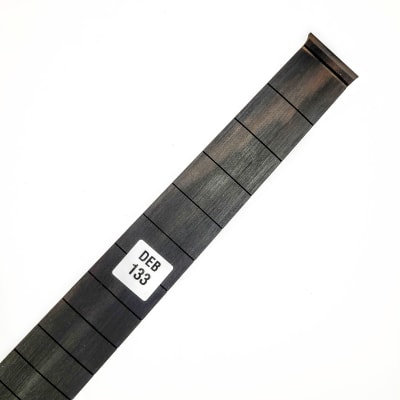 Diapasón Ranurado DEB-133 de Ébano Africano Especial para Guitarra Tipo Fender Escala 25.5