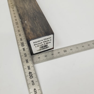 Bloque de Ebano de 360 x 39 x 39 mm +-