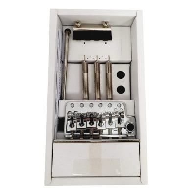 Tremolo Vintage. Mod: 510T-BS2. Color: Chrome (54 mm)