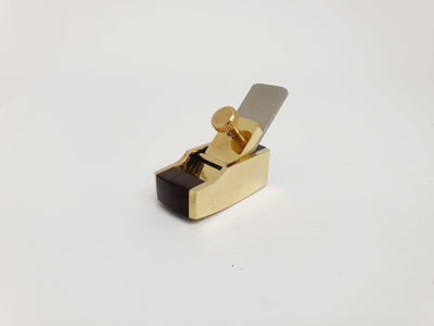 Mini Cepillo de Bronce-Ebano de 43 mm con Base Curva1