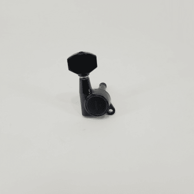 Clavija Gotoh 1L Black SG381-071