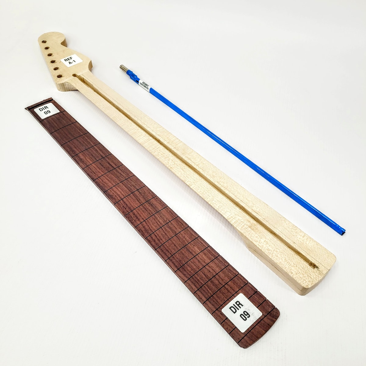 Kit 04 de Mastil Semi Elaborado Tipo Strato + Diapason Ranurado + Tensor 0