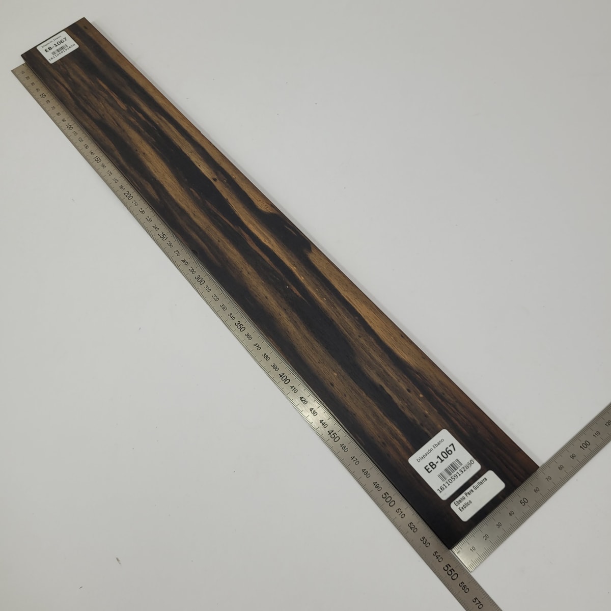 Pieza Unica EB-1067 de Ebano Exotico para Diapason de Guitarra2