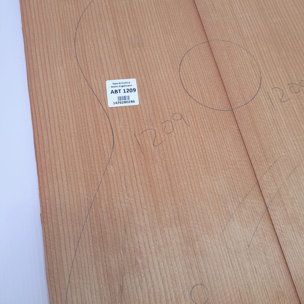 Madera para Tapa Armónica REF: 1209 de Abeto Engelmann Calidad AA Torrefied para Guitarra7