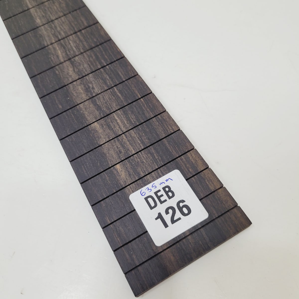 Diapason Ranurado REF: DEB-126 de Ebano para Guitarra Clasica Escala 635mm3