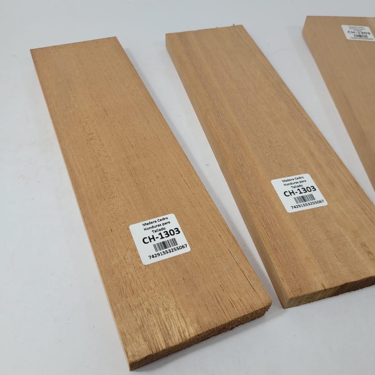 Set de 3 piezas CH-1303 de Cedro Honduras para Tallado5