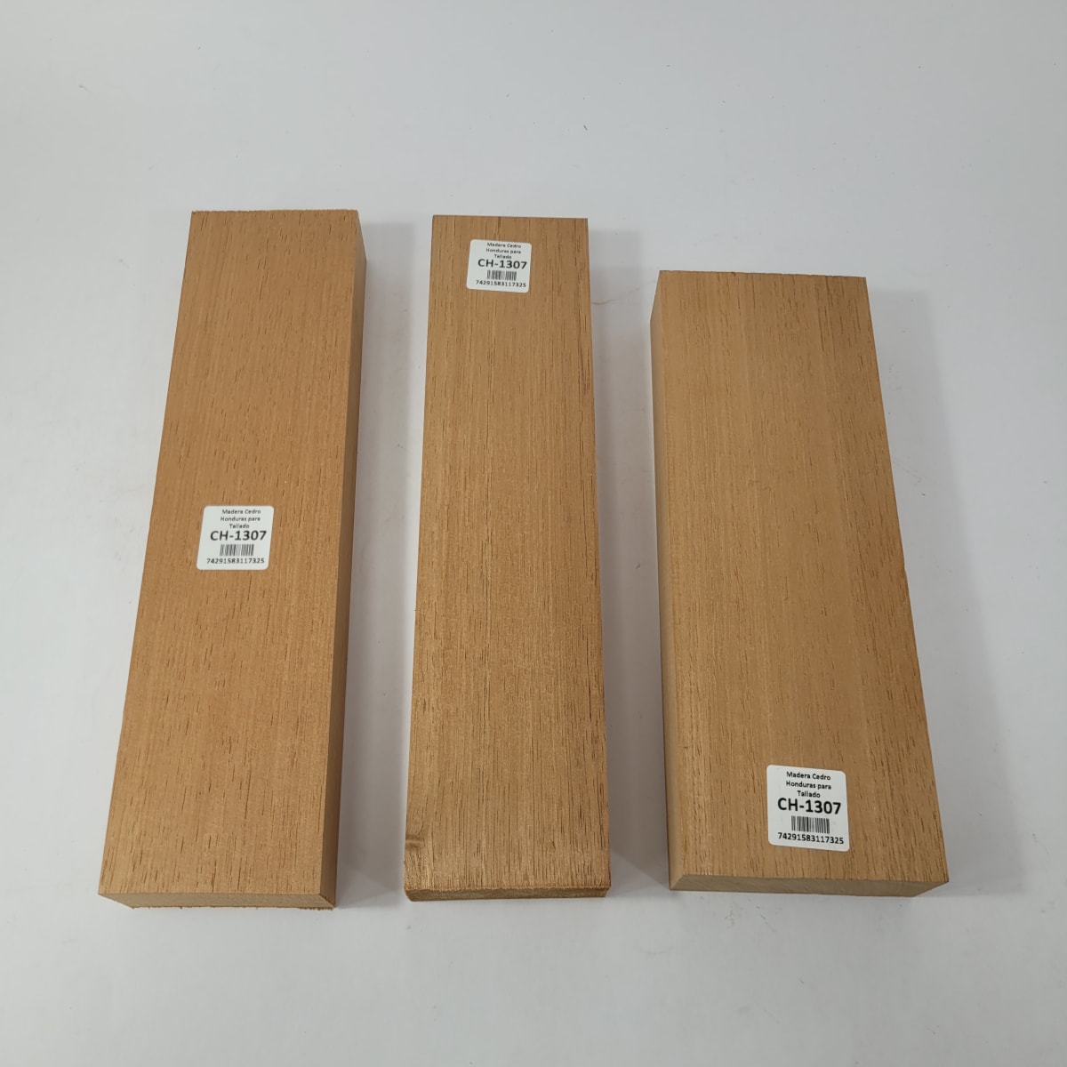 Set de 3 piezas CH-1307 de Cedro Honduras para Tallado6