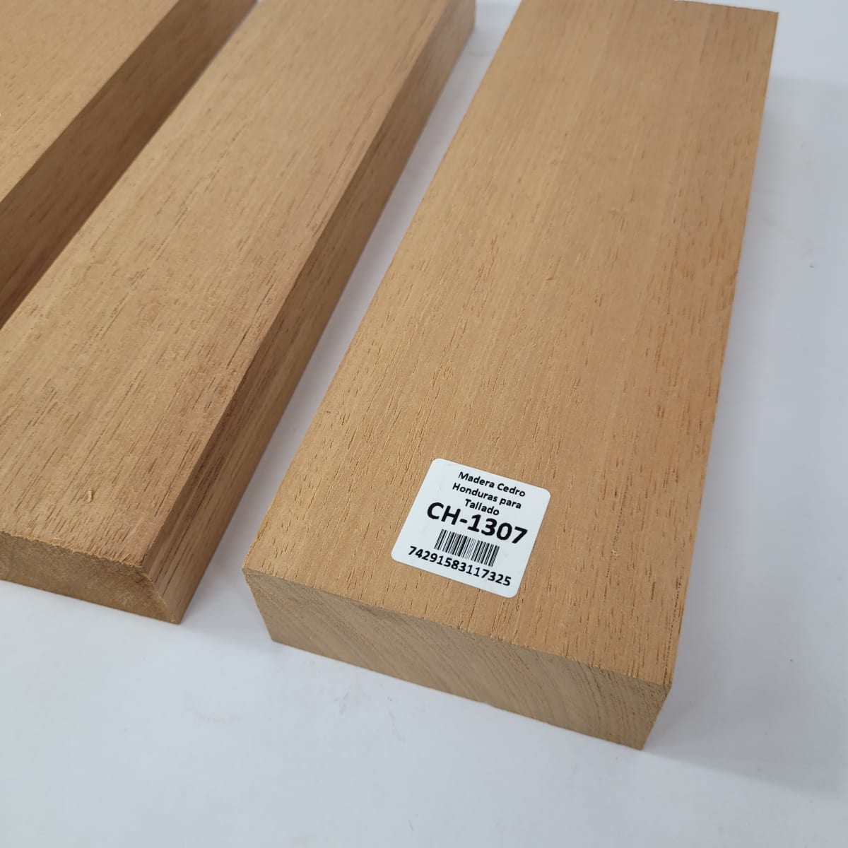 Set de 3 piezas CH-1307 de Cedro Honduras para Tallado8