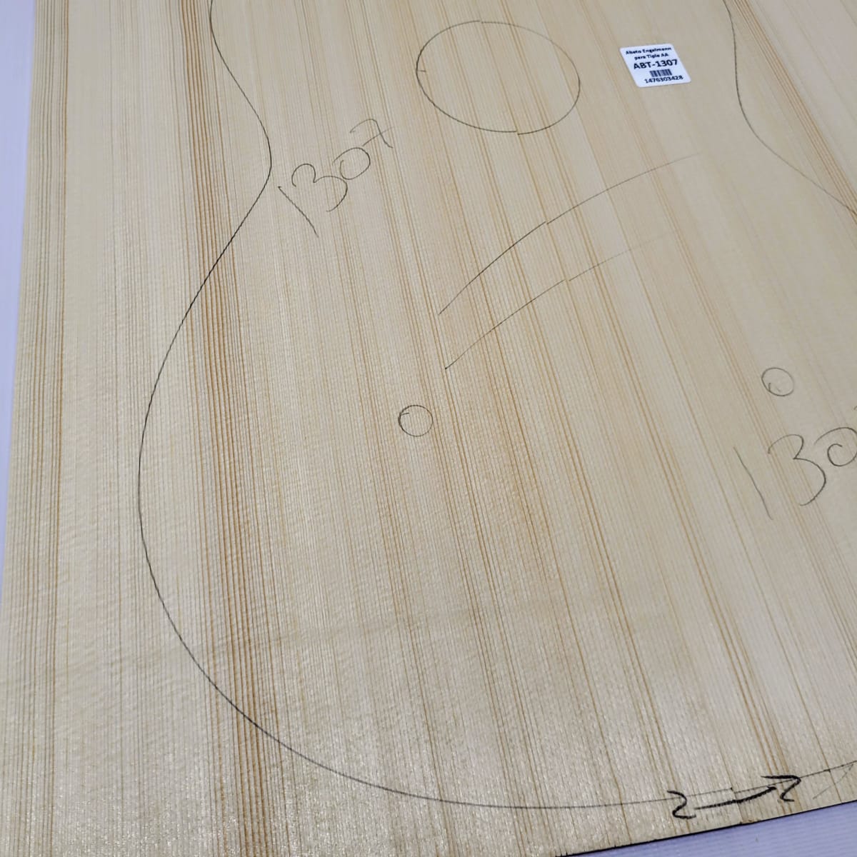 Madera para Tapa Armónica REF: 1307 para Guitarra de Abeto Engelmann Calidad AA5