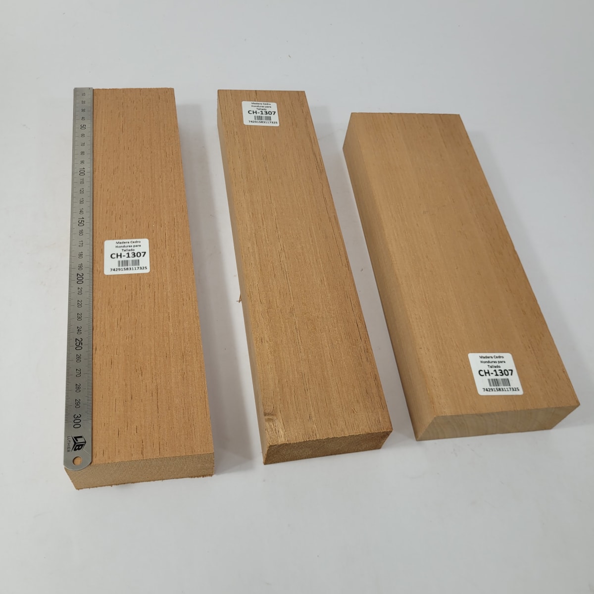 Set de 3 piezas CH-1307 de Cedro Honduras para Tallado3