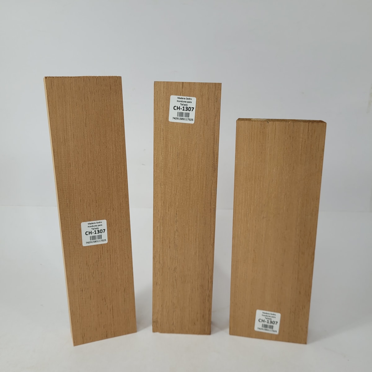 Set de 3 piezas CH-1307 de Cedro Honduras para Tallado 0