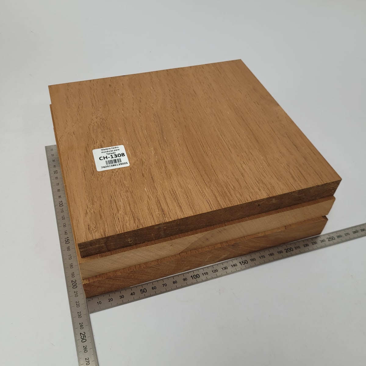 Set de 3 piezas CH-1308 de Cedro Honduras para Tallado2