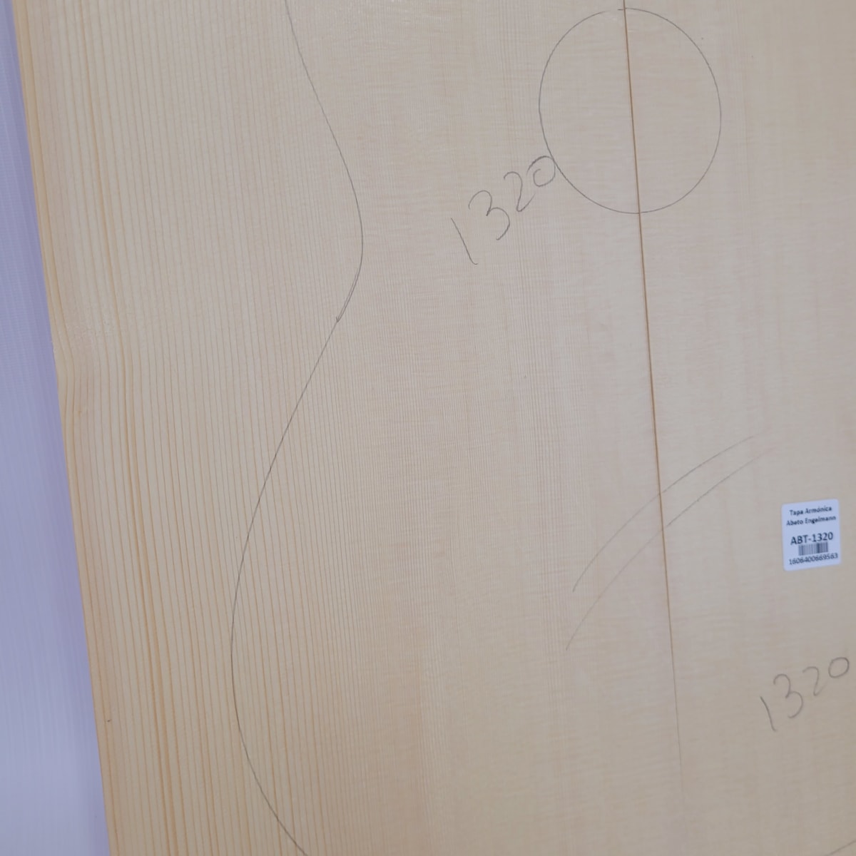 Madera para Tapa Armónica REF: 1320 para Guitarra de Abeto Engelmann Calidad AA7