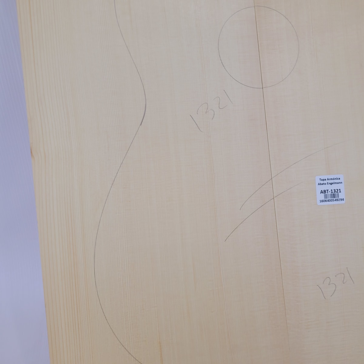 Madera para Tapa Armónica REF: 1321 para Guitarra de Abeto Engelmann Calidad AA7