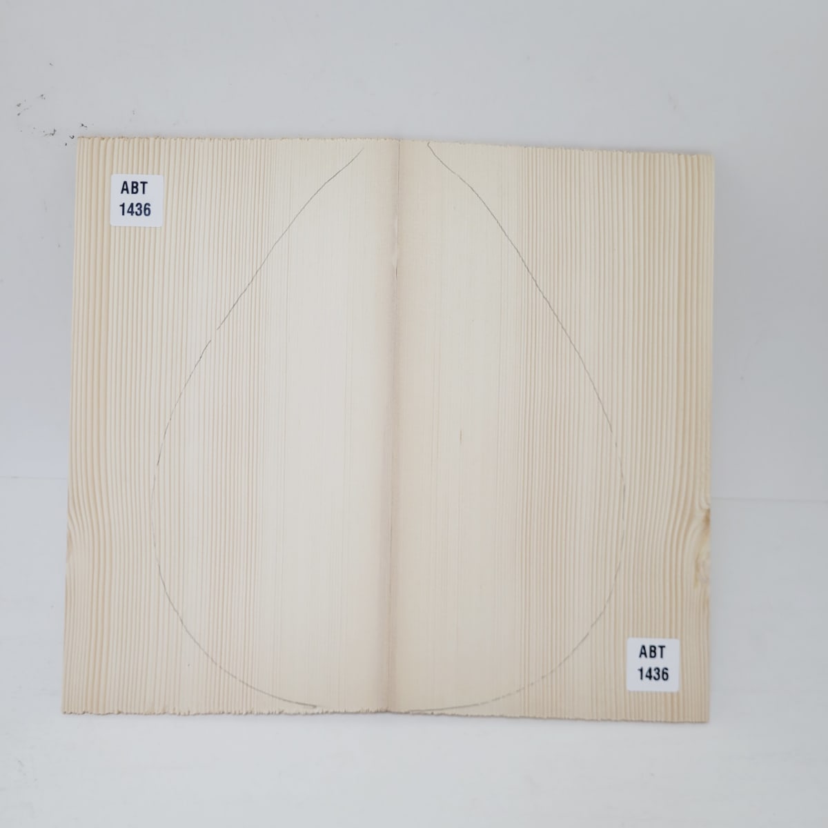 Tapa Armonica Unica REF: 1436 de Abeto Engelmann3