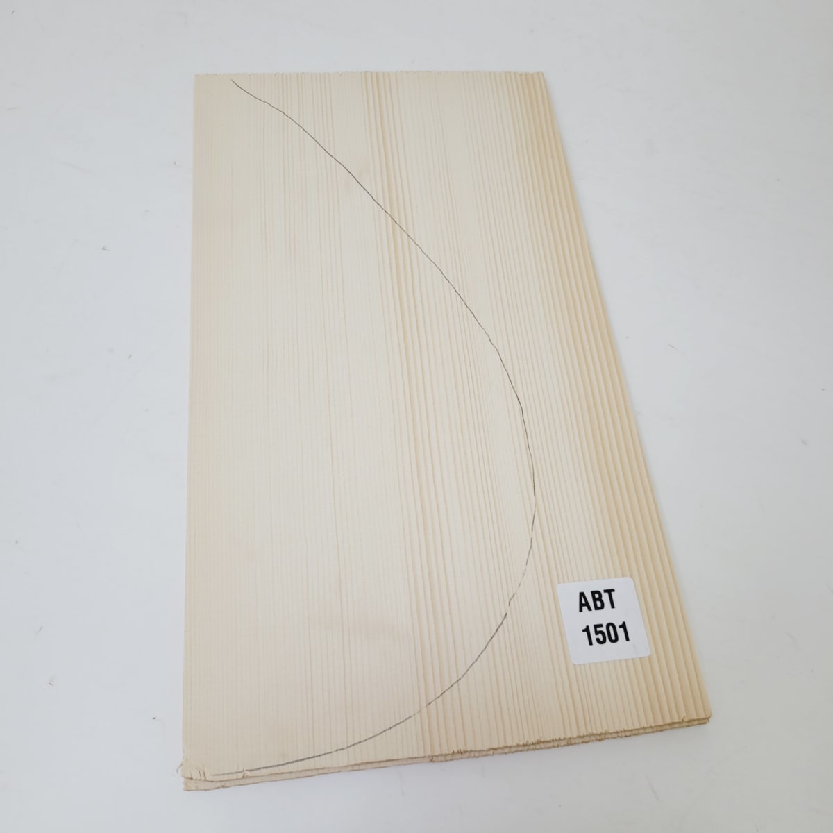 Tapa Armonica Unica REF: 1501 de Abeto Engelmann3