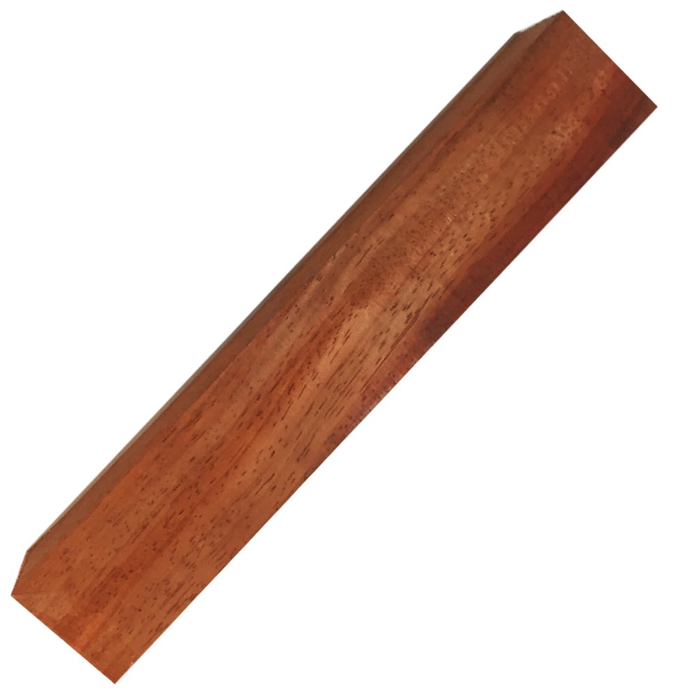 Madera Padouk Pieza de 40cm  x  4.5.cm x 4.5cm5