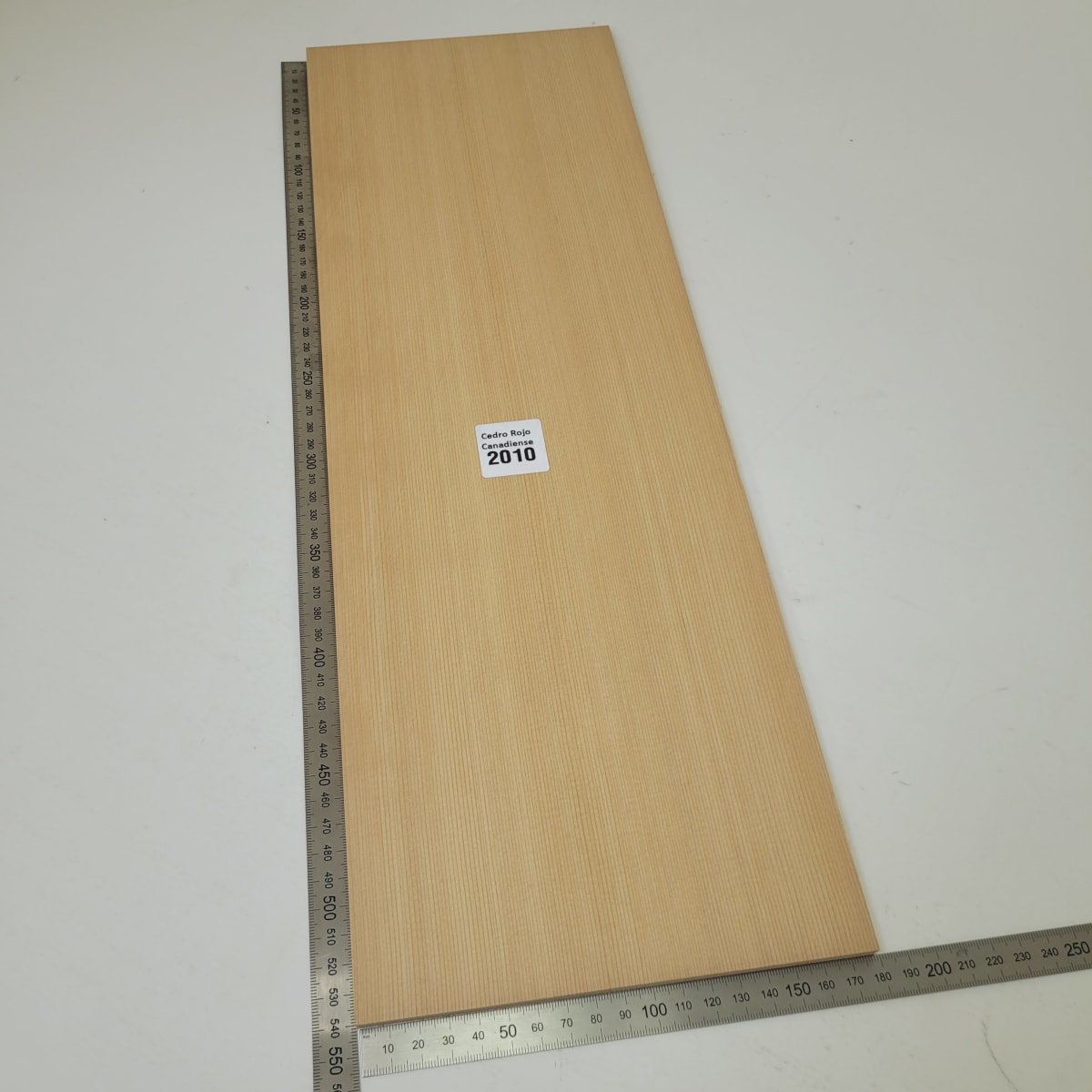 Tapa Armónica de Cedro Rojo Canadiense Ref: 2010 para Tiple Cuatro Calidad AA2