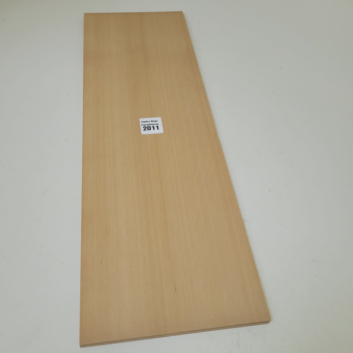 Tapa Armónica de Cedro Rojo Canadiense Ref: 2011 para Tiple Cuatro Calidad AA4
