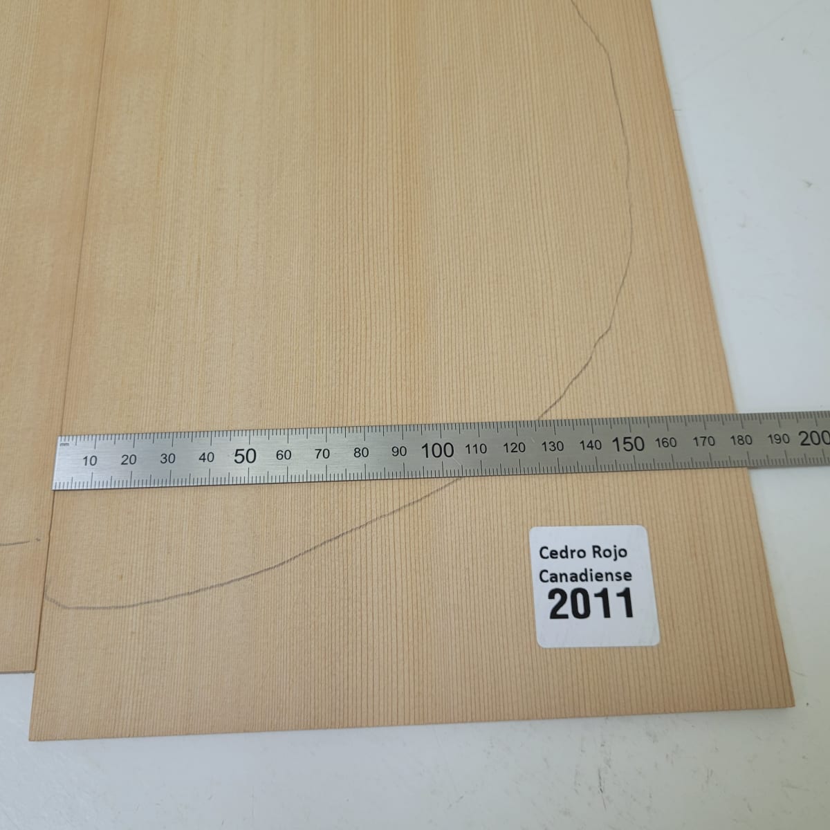 Tapa Armónica de Cedro Rojo Canadiense Ref: 2011 para Tiple Cuatro Calidad AA3