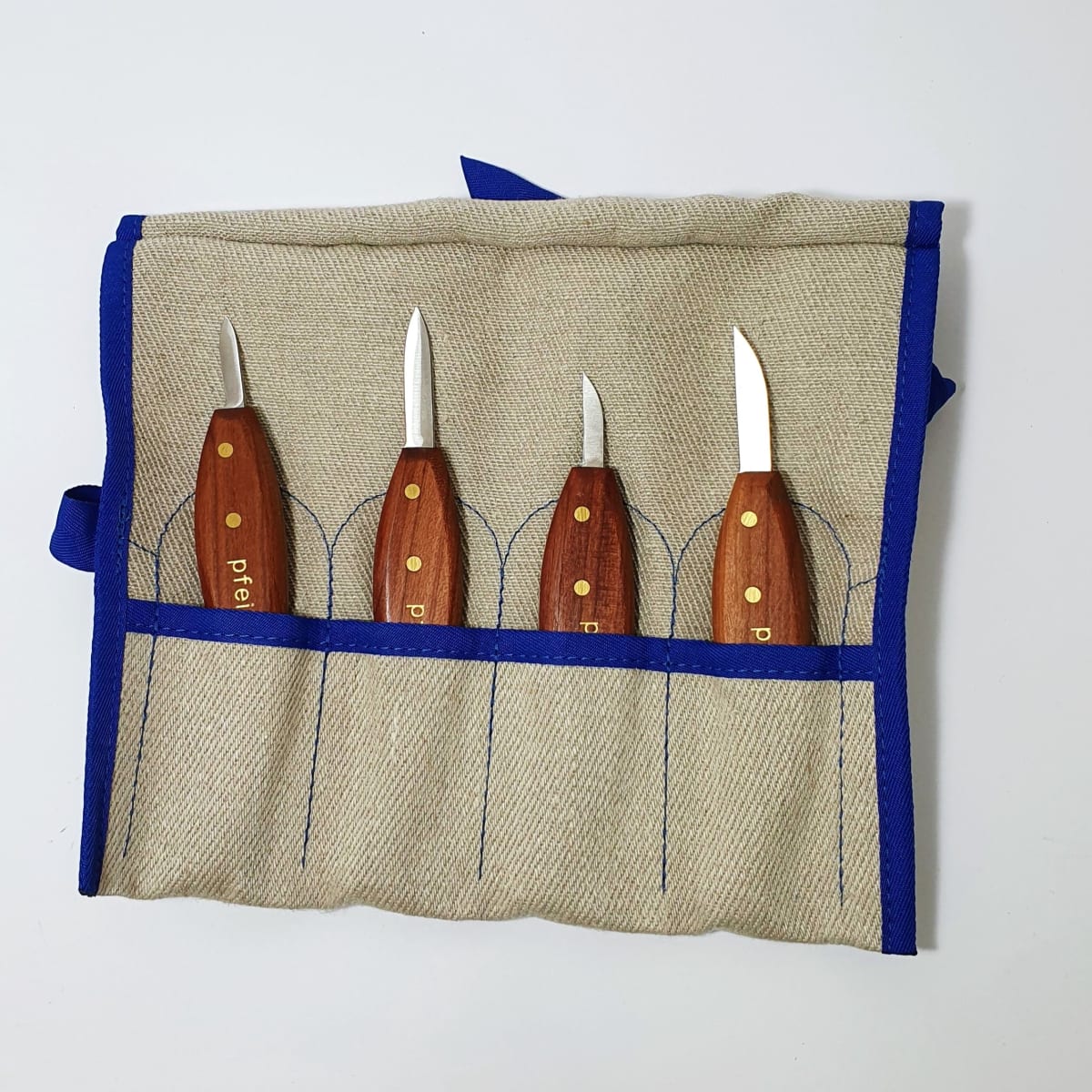 Set de 4 Cuchillos Pfeil Suiza Mod Ro4 dureza Acero Rockwell 57-60 Ideal para Tallado Incluye Estuche3