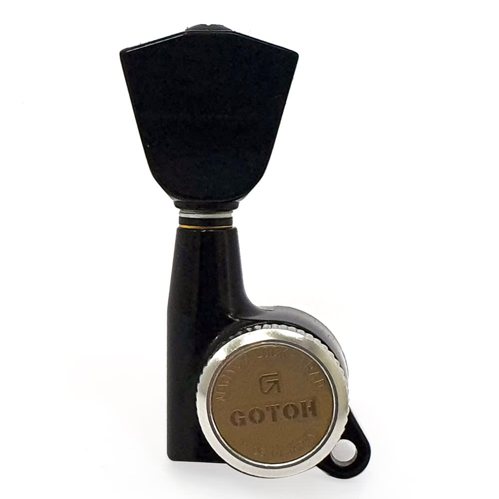 Clavija 1L. Mod: SG381-04 MG-T. Color: Black 0