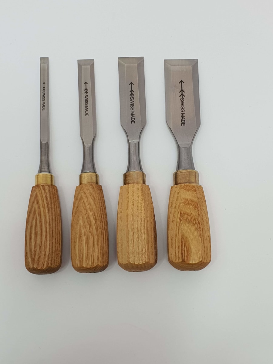 Set de Mini Formones Carpinteros Pfeil Bch 4er con Base de Madera (5 pcs)5