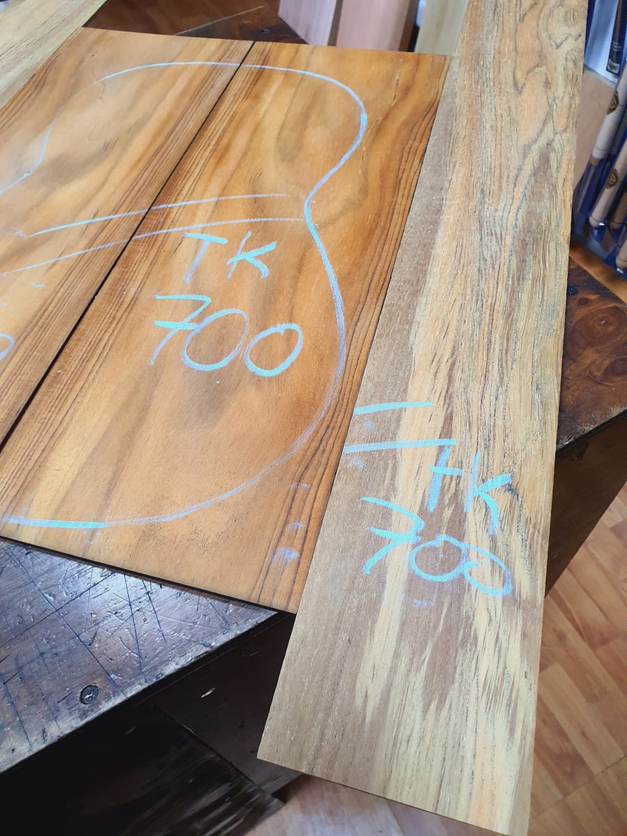 Set de Fondo y Costados TK-300 de Teak para Guitarra2