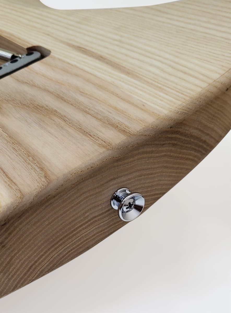 Kit LBLuthier de Guitarra Eléctrica Tipo Strato Mod: A Cap: S-S-S Hardware Gotoh® Incluido16