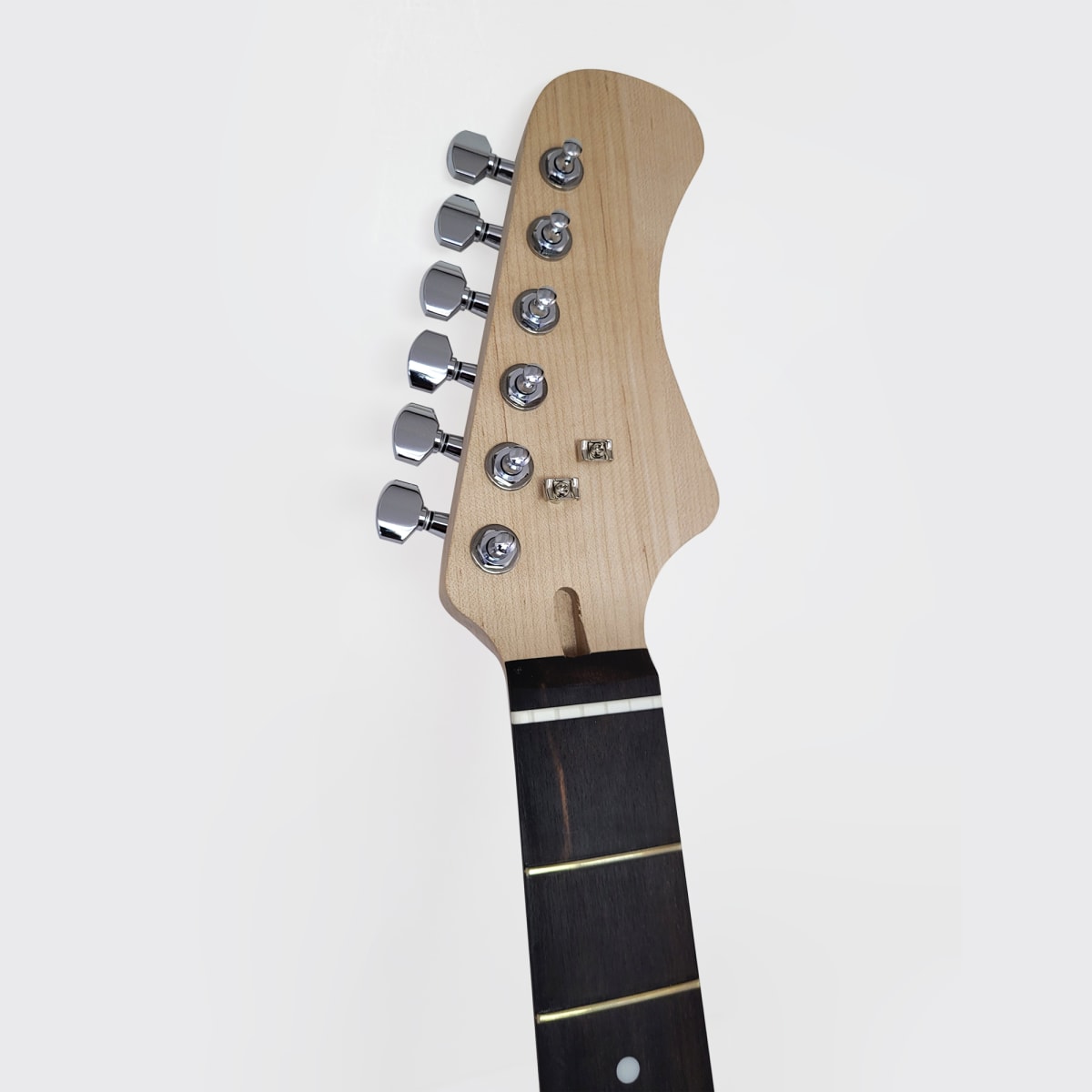 Kit LBLuthier de Guitarra Eléctrica Tipo Strato Mod: C Cap: H-S-S Hardware Gotoh® Incluido14