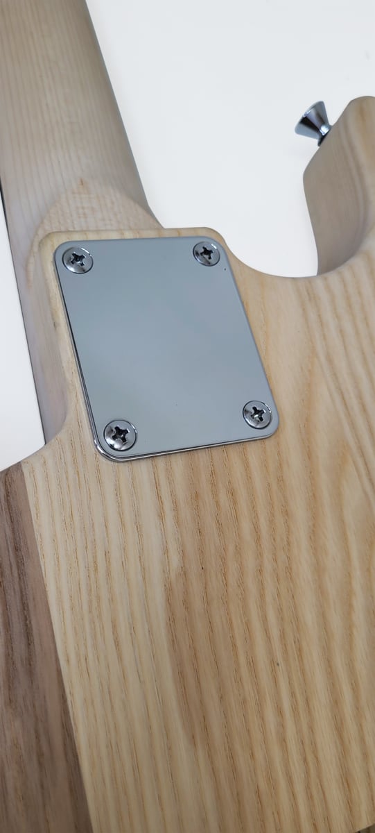 Kit LBLuthier de Guitarra Eléctrica Tipo Strato Mod: C Cap: H-S-S Hardware Gotoh® Incluido12