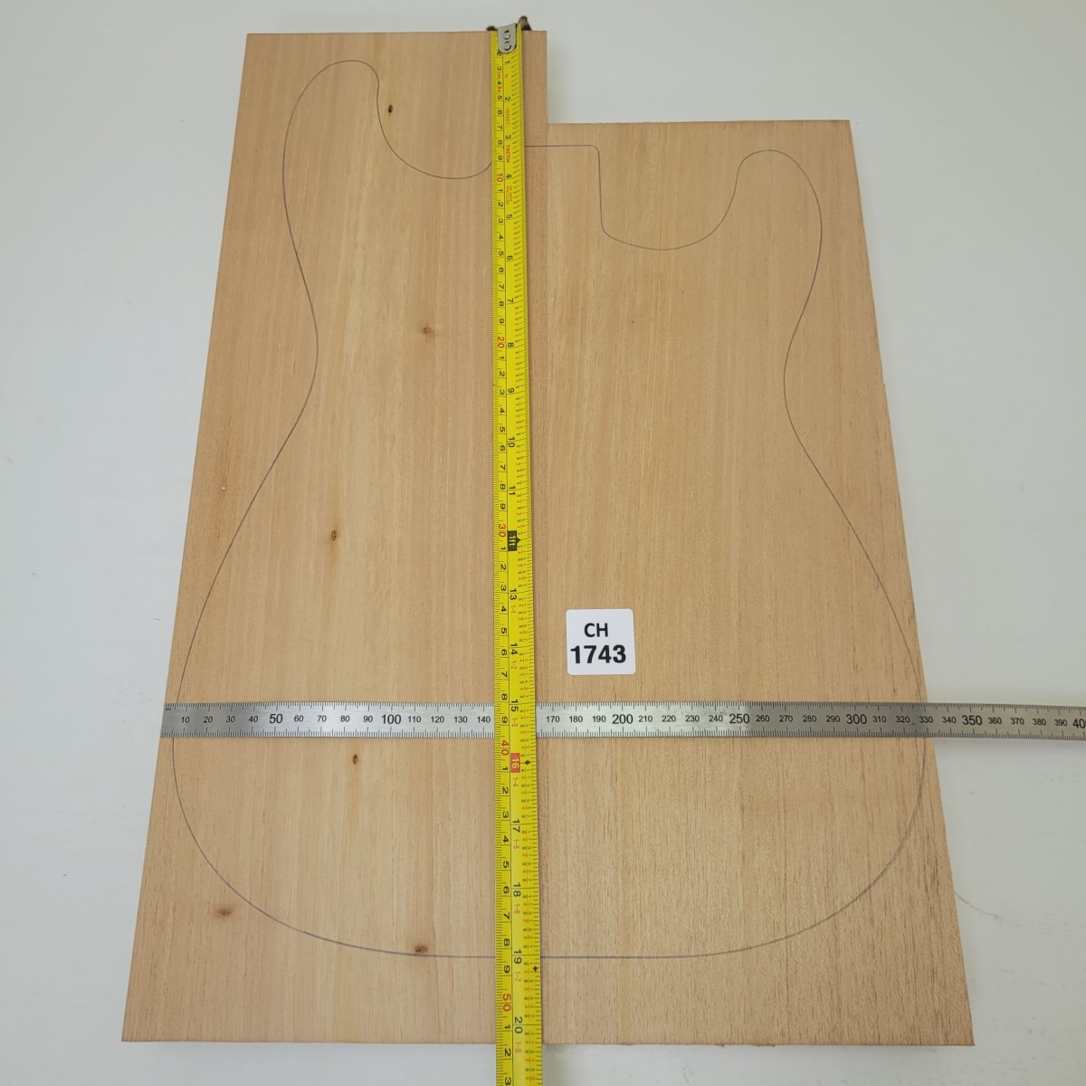 Set Unico REF: CH-1743 Ensamblado de Cedro Honduras (Extra Light)2