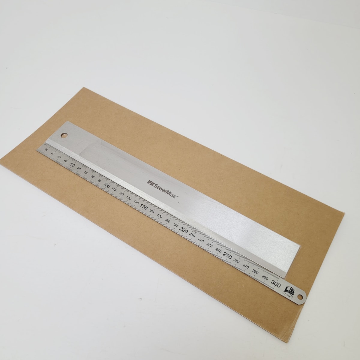 Regla Calibrada de Precision para Trastes Stewmac EEUU de 30 cm . Mod: 38491
