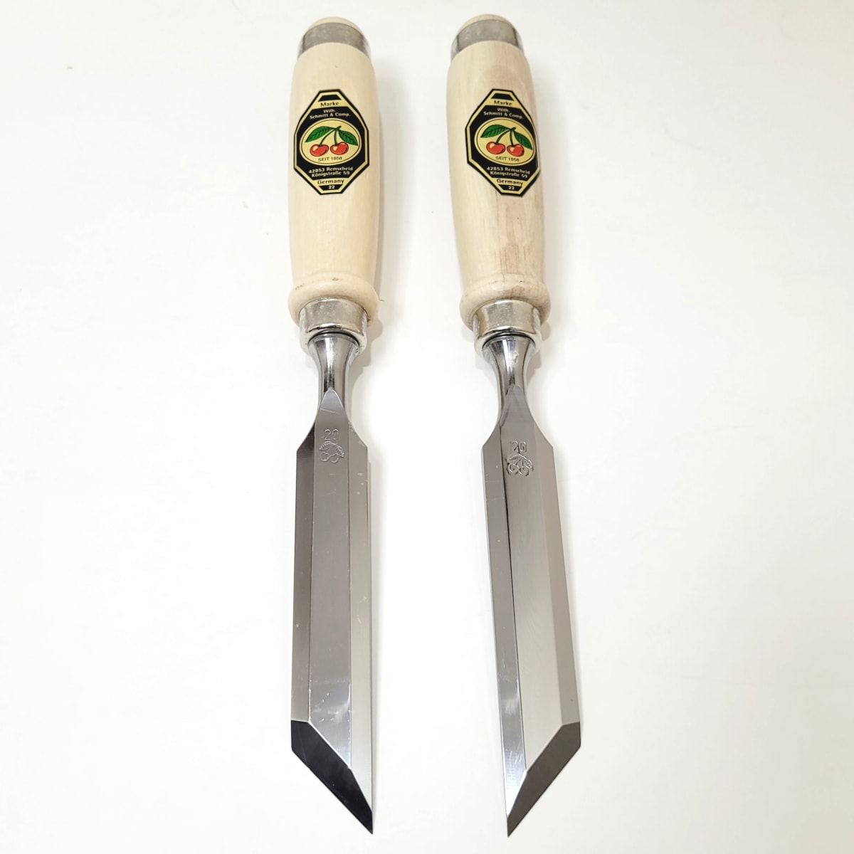 Set de 2 Formones Carpinteros Two Cherries de Corte Oblicuo 1056 de 20 mm de ancho 0