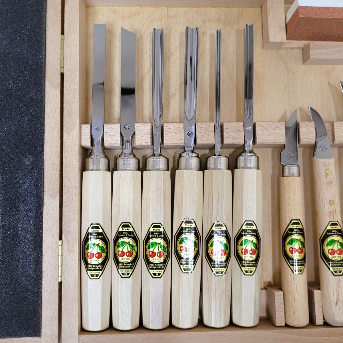 Set 3441 HK de 6 Mini Gubias 4 Cuchillos y 1 Piedra Two Cherries para Xilografia y Tallado7