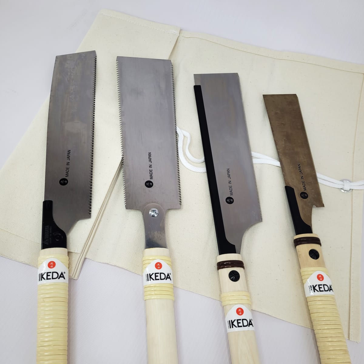 Pack 4 Sierras Japonesas Ikeda + Estuche GRATIS2