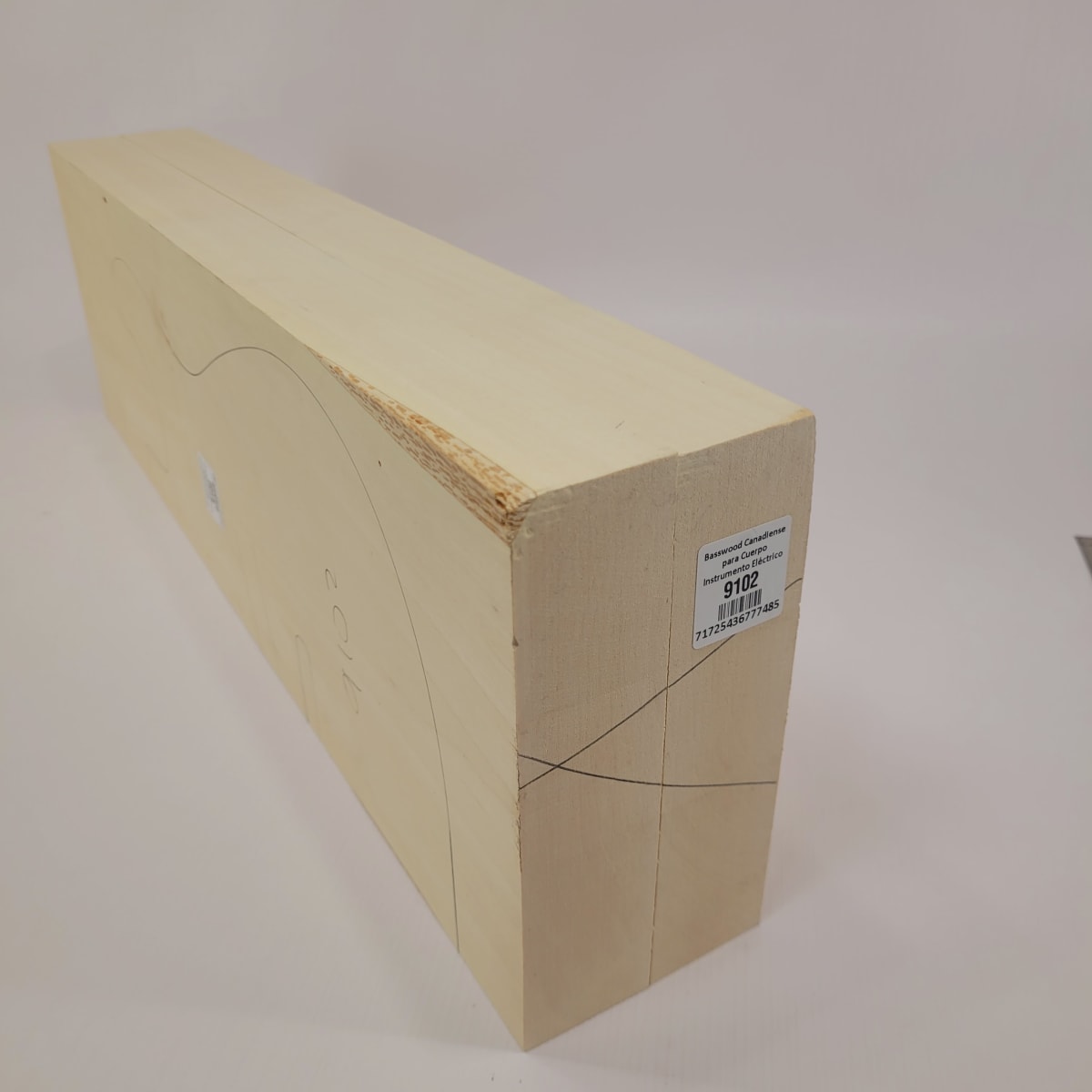 Madera Premium Basswood Canadiense para Cuerpo de Guitarras y Bajos Eléctricos # 91029