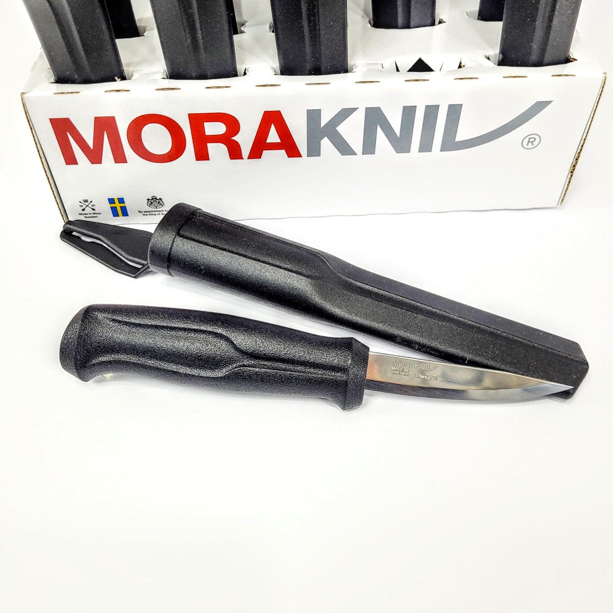 Cuchillo Morakniv Basic 12658 (S) Acero Inoxidable para Tallado en Madera2