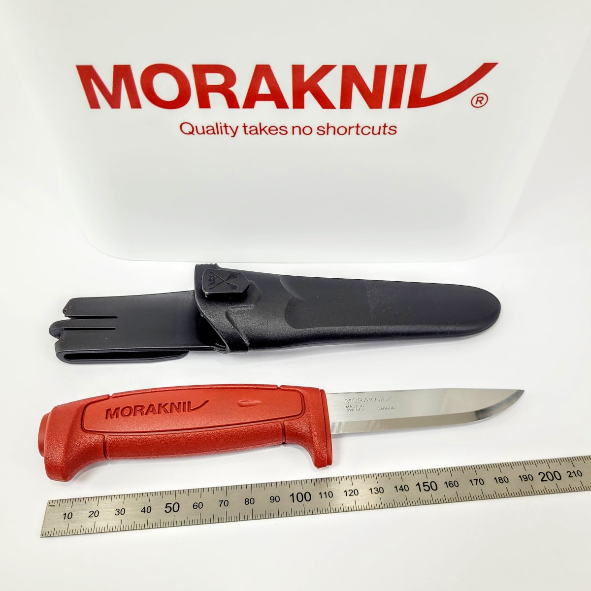 Cuchillo Morakniv 12320 Basic 511 Red (C) Acero al Carbono2