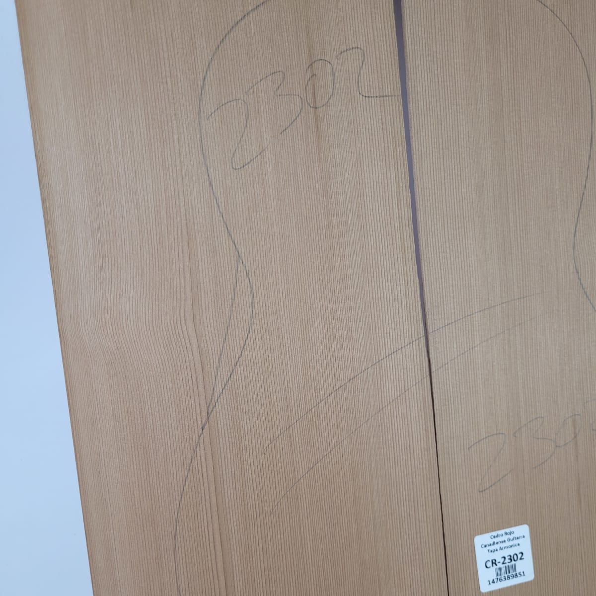 Tapa Armónica de Cedro Rojo Canadiense 2302 para Cuatro Calidad AA5